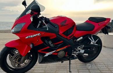 Honda cbr 600 f sport