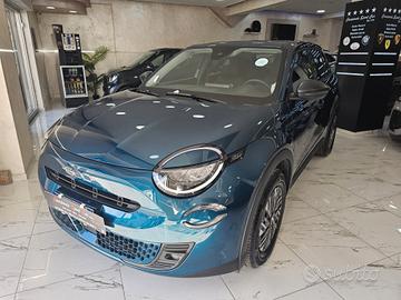 NUOVA FIAT 600 LA PRIMA EDITION 1.2 MILD-HYBRID 10