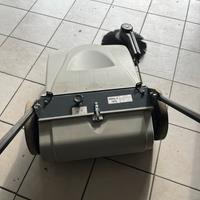 Spazzatrice manuale