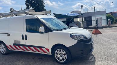 Fiat Doblo Doblò 1.4 T-Jet Natural Power PC-TN Car