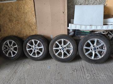 gomme e cerchi Ford originali 