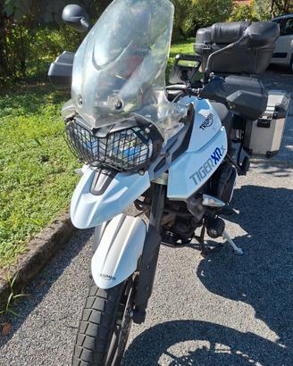 Moto Triumph Tiger 800 XRx – Accessoriata