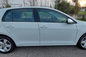 GOLF 7,5 BLUEMOTION DSG 1,5 METANO 130 CV CAMBIO A