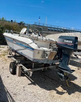 BARCA A MOTORE 5 METRI