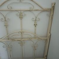 Letto singolo in ferro