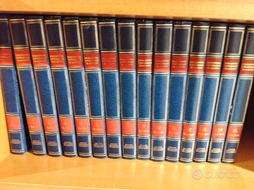 Enciclopedia completa dalla A alla Z de agostini.