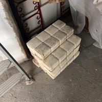 14mattoni da giardino