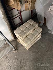 14mattoni da giardino