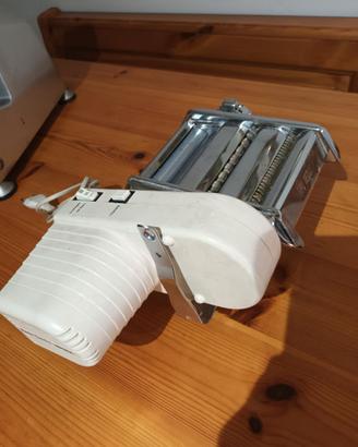 Macchina per fare la sfoglia