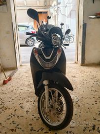 Scooter Honda SH Mode 125