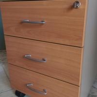 Cassettiera con ruote