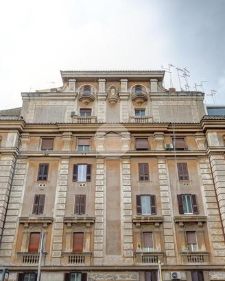 4 LOCALI A ROMA