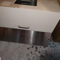 cappa aspirante con pensile 