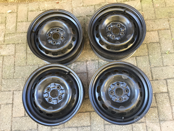 Cerchi in ferro da 15" Madza 2