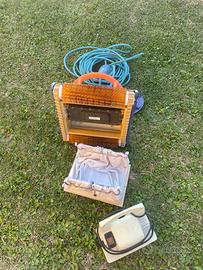 Robot pulitore piscina