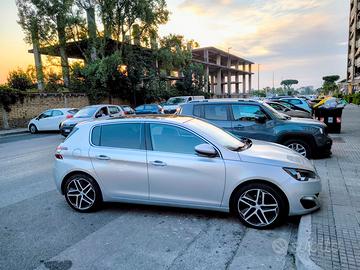Peugeot 308 1.6 BlueHDi 120 CV Allure – Full Optio