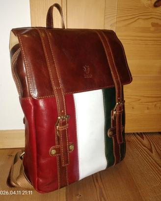 Zaino da uomo in pelle realizzato a mano in Italia