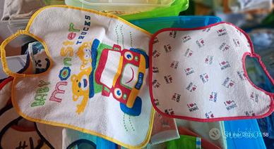 Bavaglie grandi per pappe, plastificate sul retro 