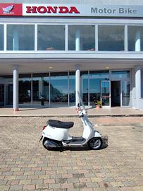 Piaggio Vespa 125 LX i.e.