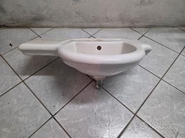 2 lavabi bagno