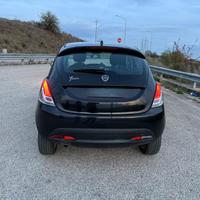 Lancia Y 2013 TwinAir benzina/metano