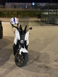 Scooter elettrico Silence  130  km autonomia