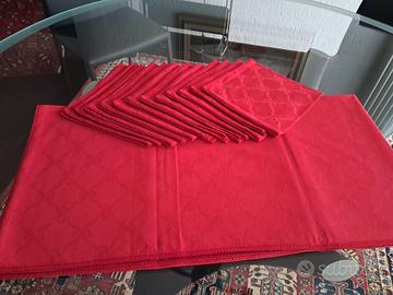 Tovaglia quadrata rossa