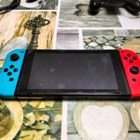 Nintendo switch usata+5 giochi+accessori 