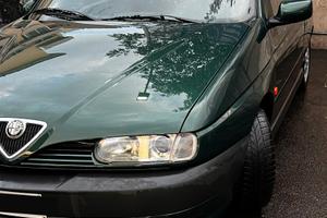 Alfa Romeo 145