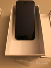 iPhone 7 NERO Ricondizionato 128 GB - Sbloccato