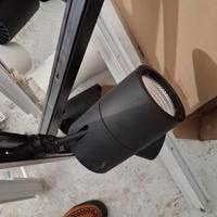 Faretti led PHILIPS XITANIUM 42W + binario