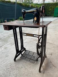 Macchina da cucire Singer restaurata e funzionante