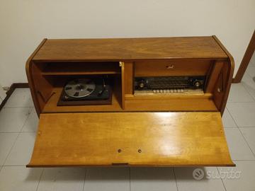 Mobile giradischi-radio anni 50