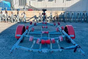 Carrello nautico omologato targato