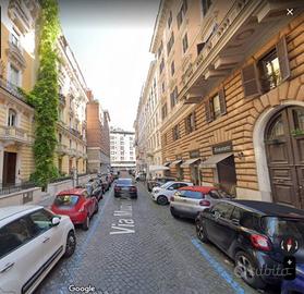 Attività / Licenza di 400 m² a Roma