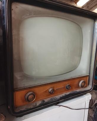 2 TELEVISORE VINTAGE
