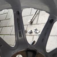 Cerchi x Jaguar E-Pace r.17 molto belli!