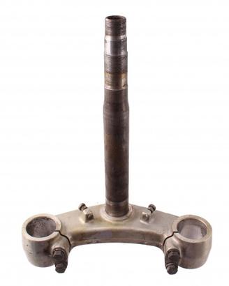 Piastra inferiore forcella con fori steli 37 mm pe