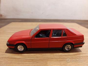 Modellino Alfa 75