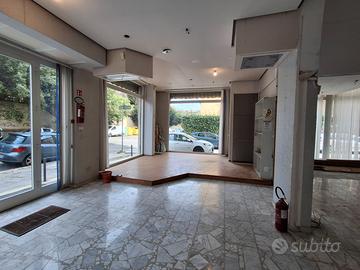 Locale Commerciale per la tua attività