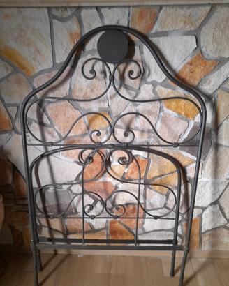 Scheletro letto ferro battuto