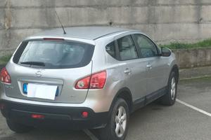 NISSAN QASHQAI 4x4