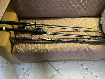 Set di tre canne da pesca