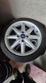 cerchi e gomme Ford Fiesta