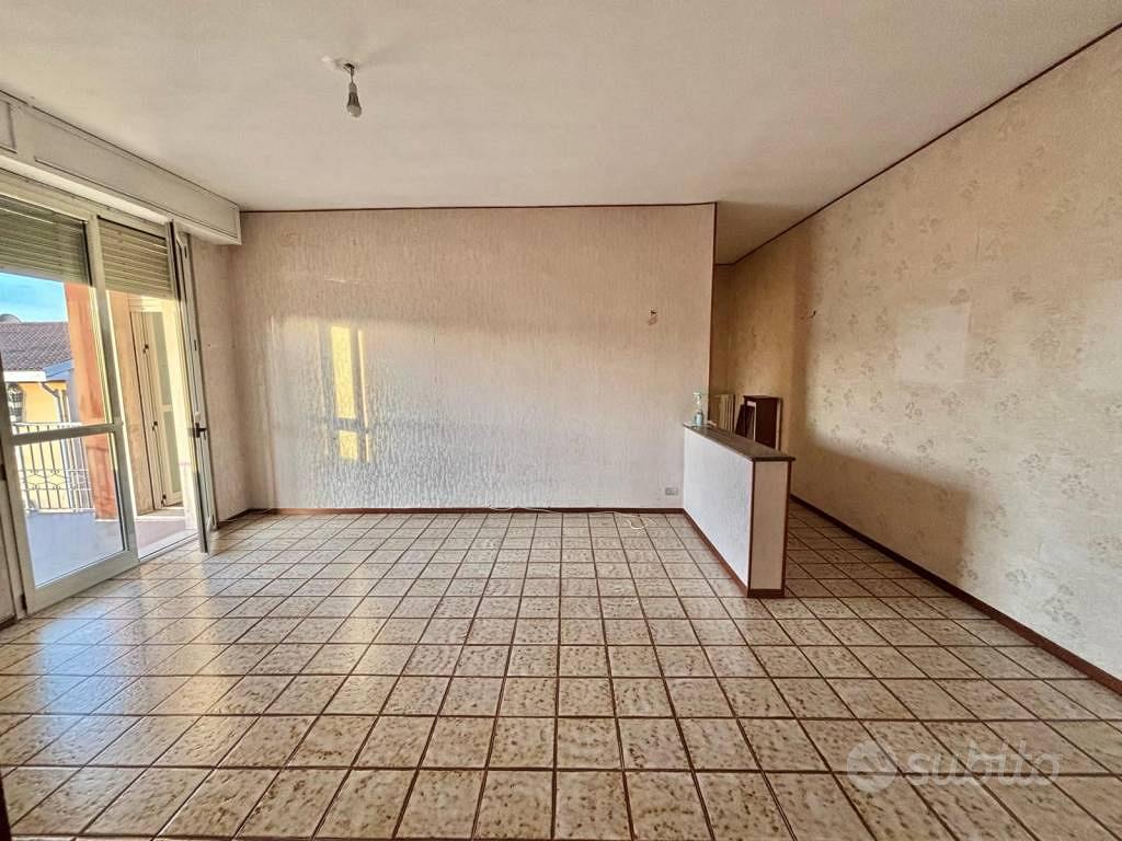 Appartamento di 93 m² con 3 locali e box auto a No