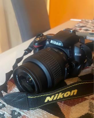 Reflex Nikon D3000