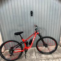 Bici biammortizzata