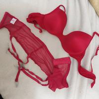 reggicalze e reggiseno taglia 2