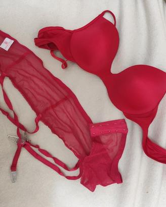 reggicalze e reggiseno taglia 2