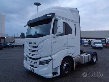 Iveco S-way 530 trattore
